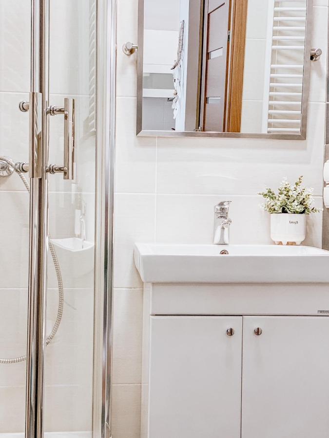 Apartamenty Flat White Ruczajowa Zielona Góra Exteriör bild